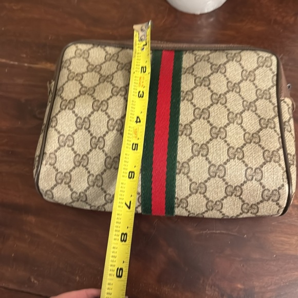 Authebtic Vintage Gucci Clutch GG